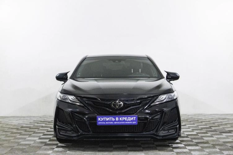 Toyota Camry 2 из 5