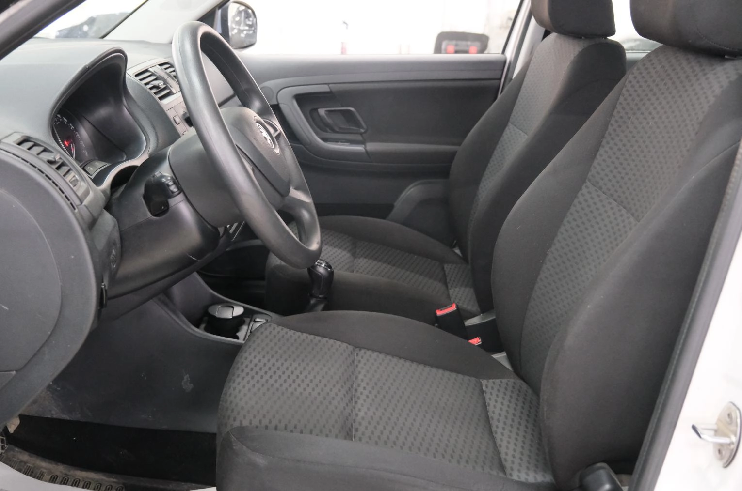 Skoda Fabia 7 из 23