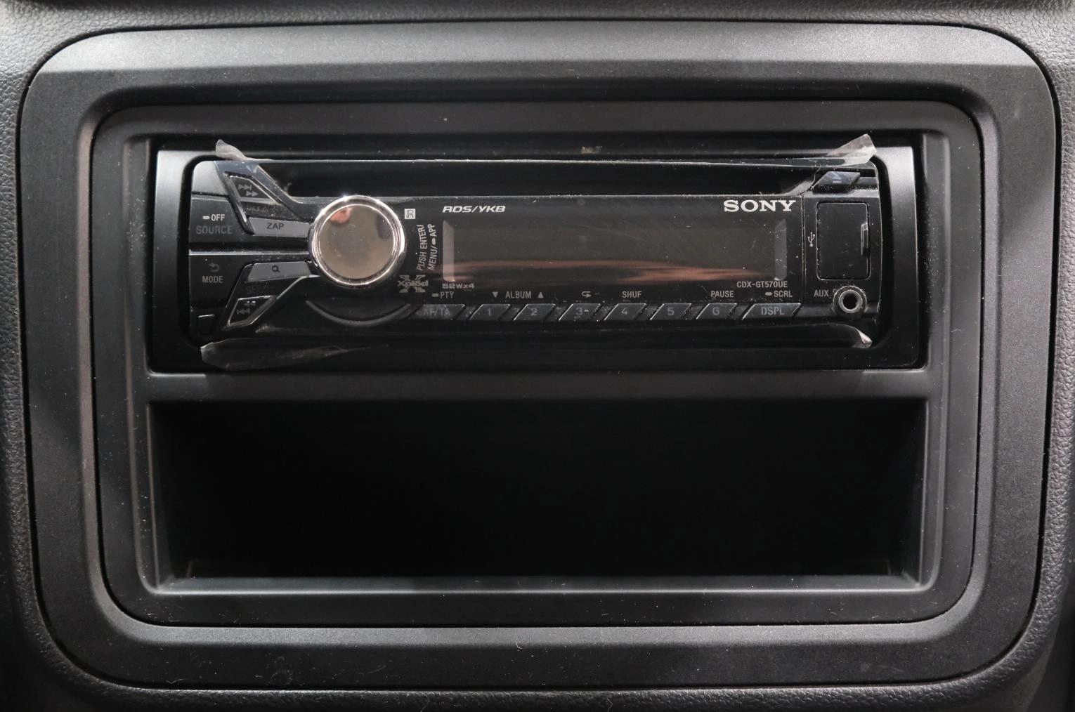 Skoda Fabia 15 из 23