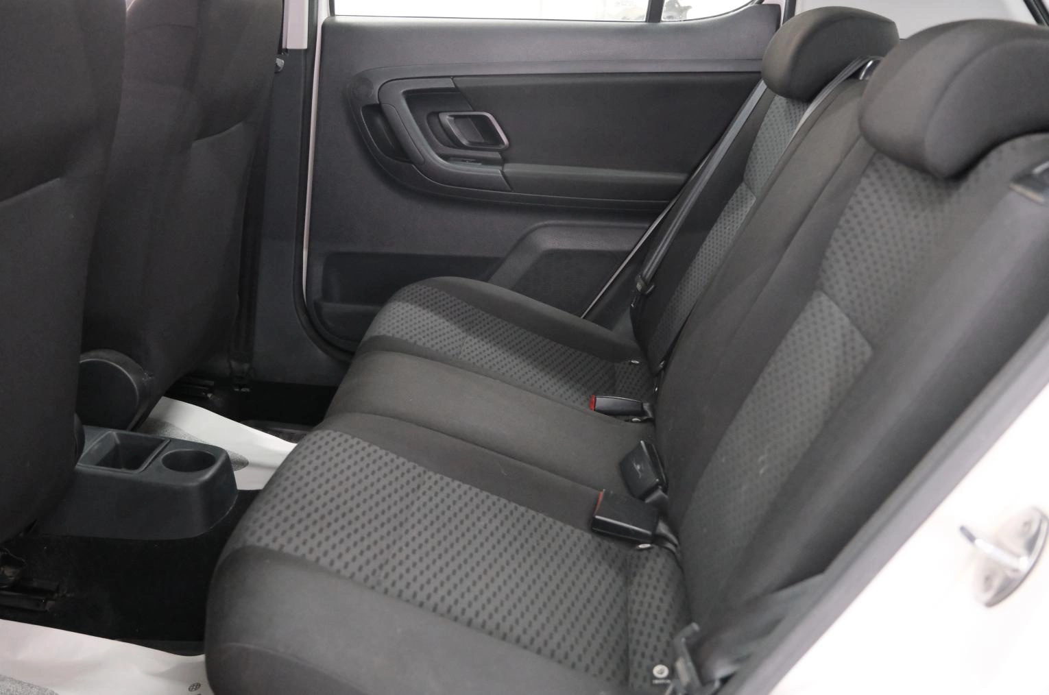 Skoda Fabia 21 из 23