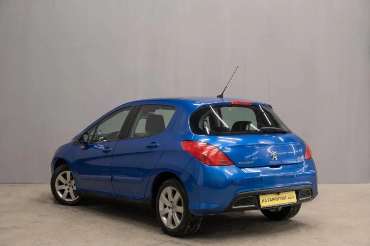 Peugeot 308 4 из 5