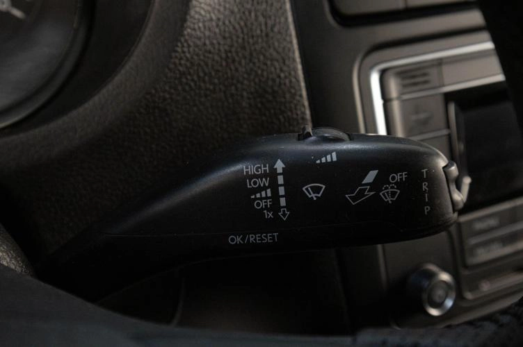 Volkswagen Polo 13 из 19