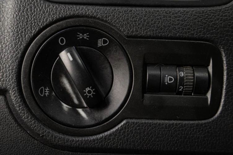 Volkswagen Polo 10 из 19