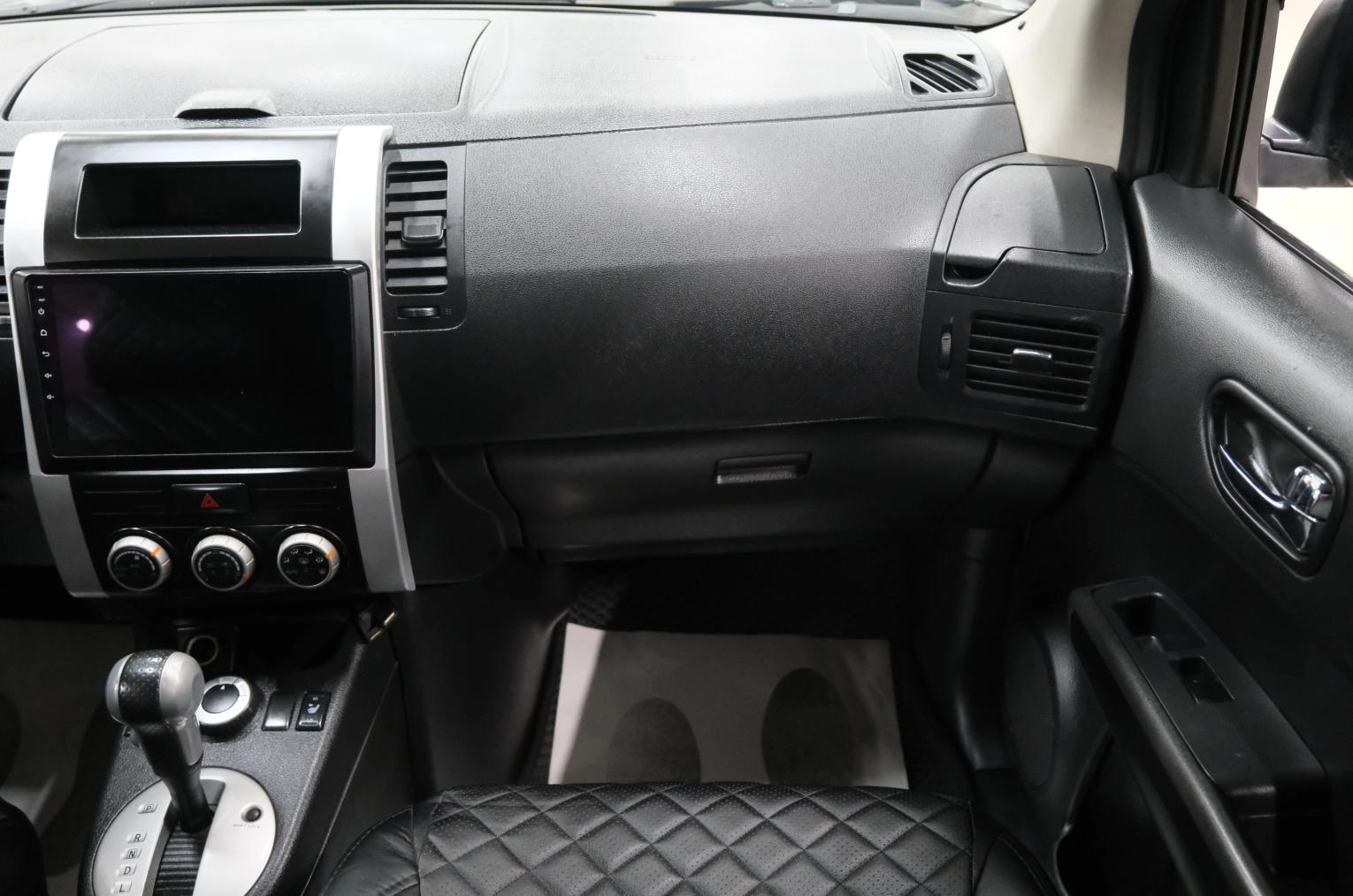 Nissan X-Trail 17 из 22