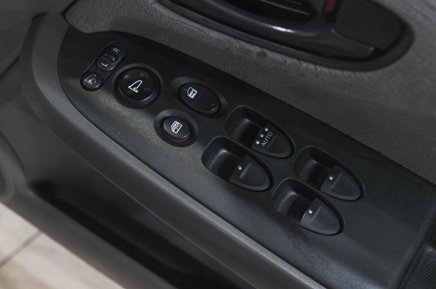 Honda Stream 13 из 18