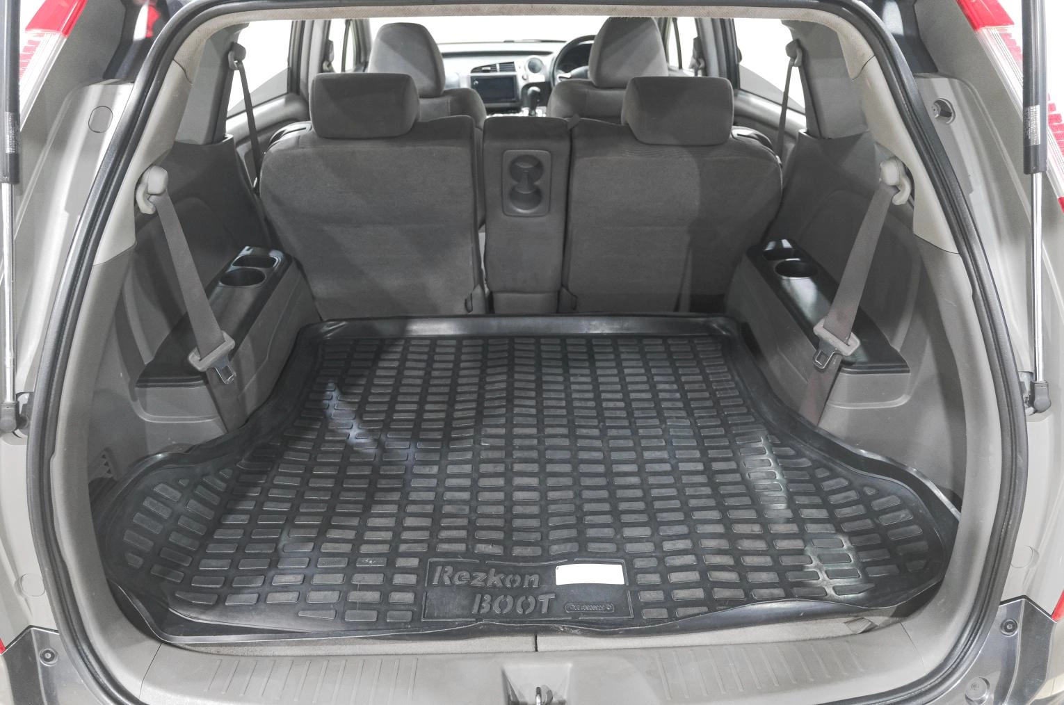 Honda Stream 18 из 18