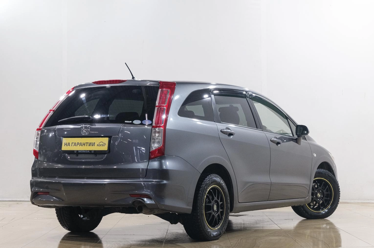 Honda Stream 6 из 18