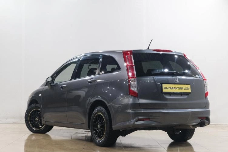 Honda Stream 4 из 5