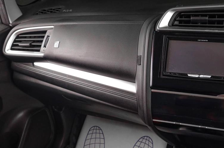 Honda Fit 13 из 19