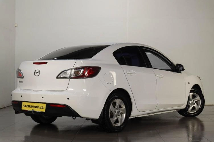 Mazda 3 4 из 5