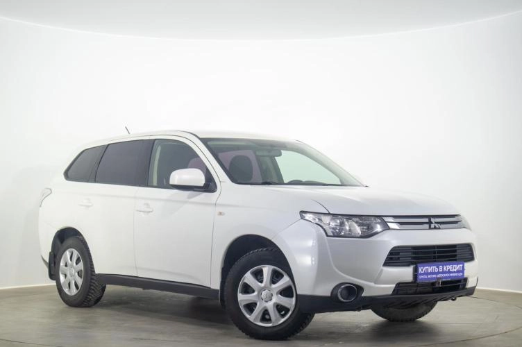 Mitsubishi Outlander 1 из 5