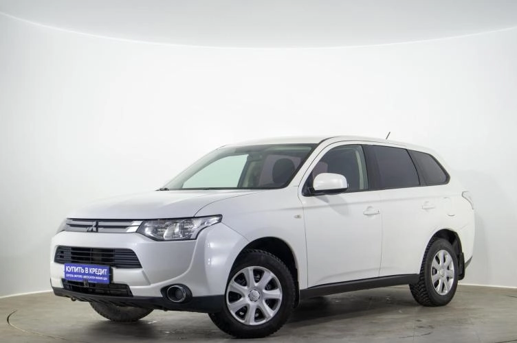 Mitsubishi Outlander 3 из 5