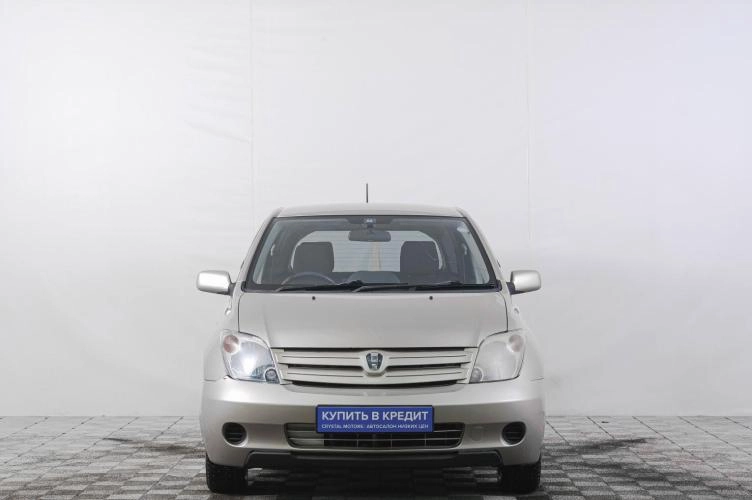 Toyota Ist 2 из 5