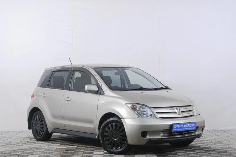 Toyota Ist 1 из 5