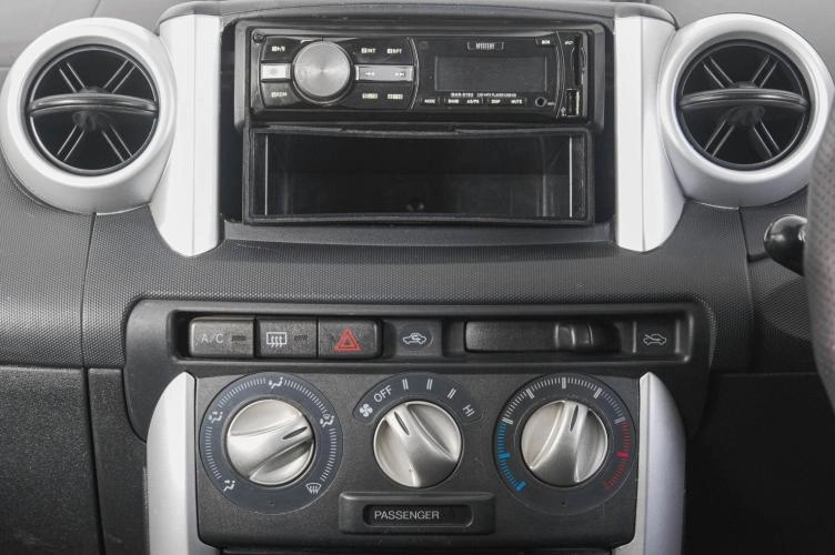 Toyota Ist 16 из 20