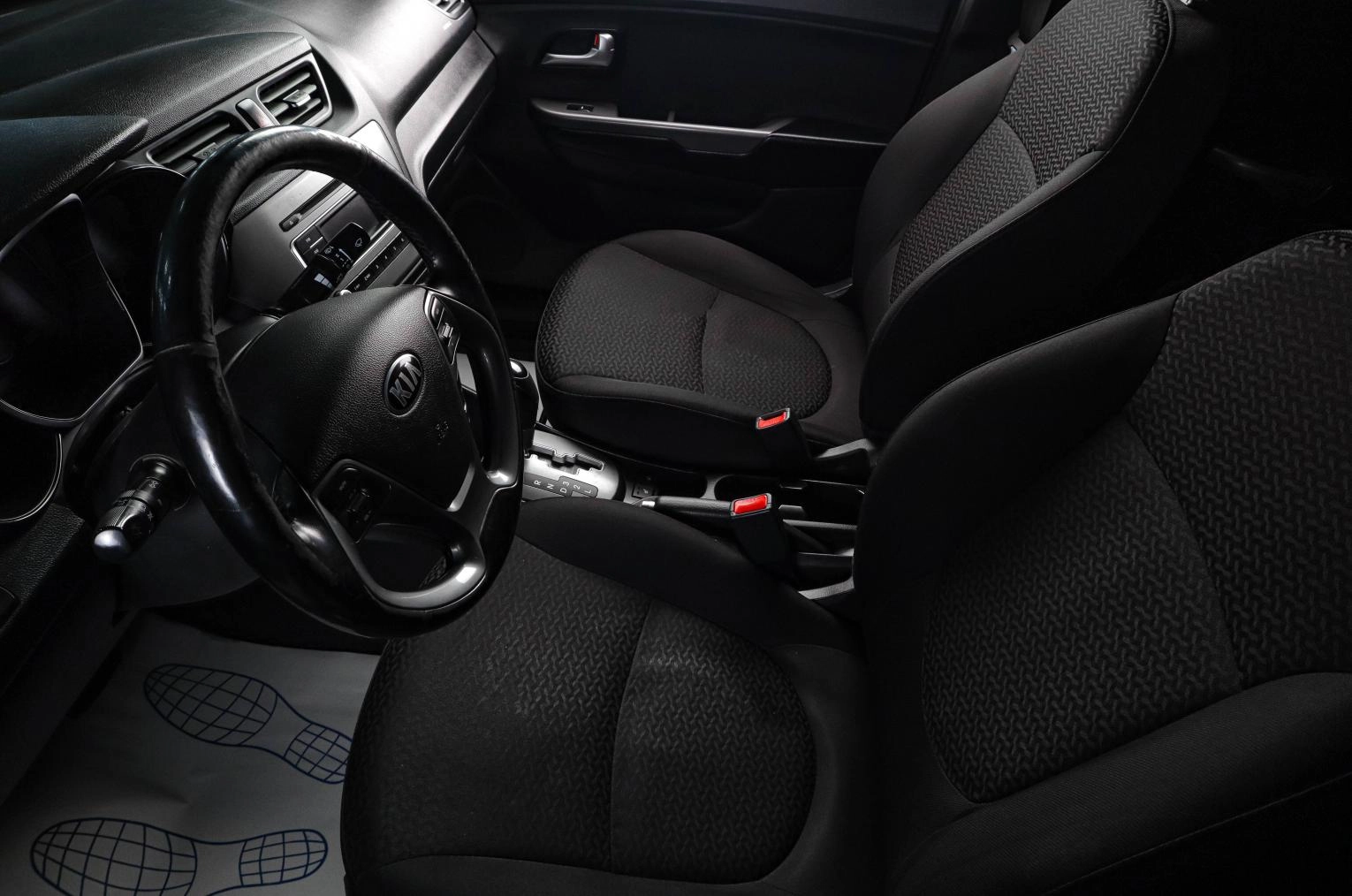 KIA Rio 7 из 19