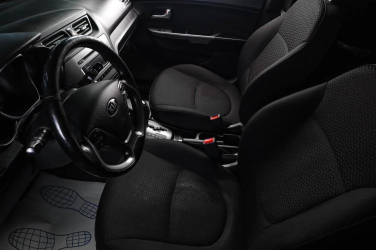 KIA Rio 7 из 19