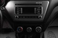 KIA Rio 17 из 19