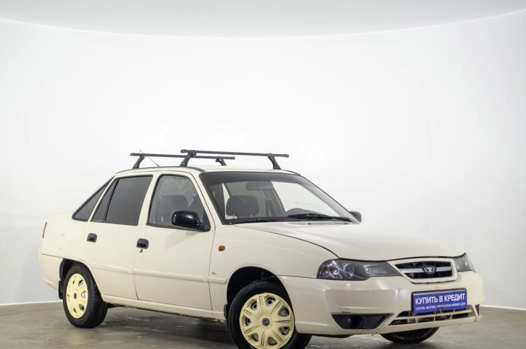 Daewoo Nexia 1 из 5
