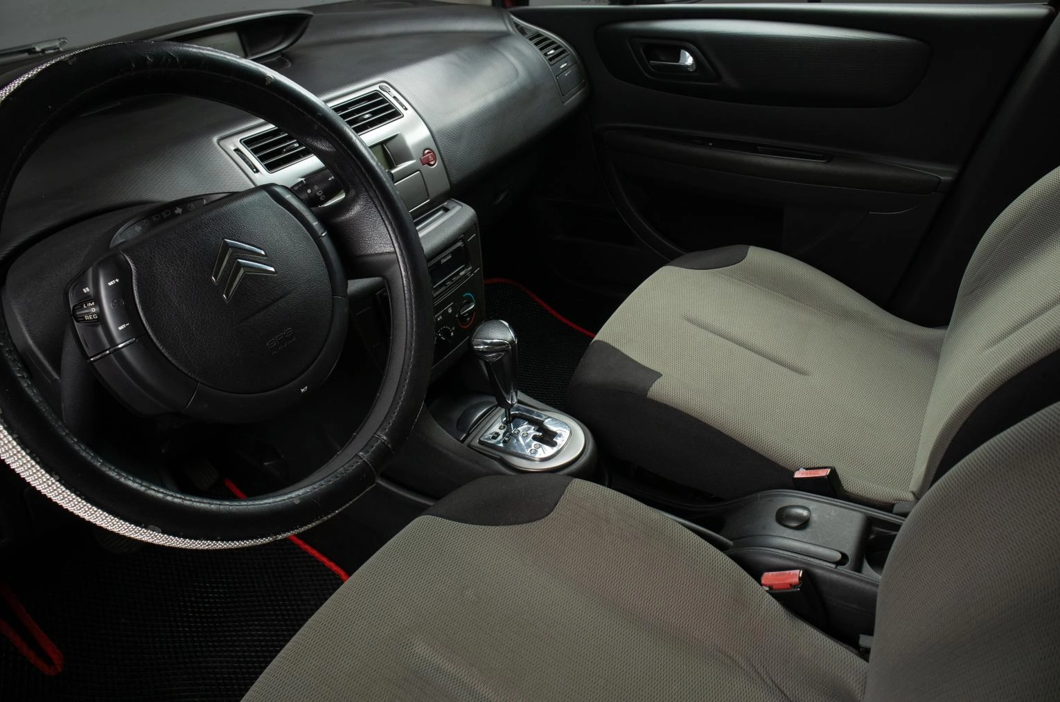 Citroen C4 15 из 18