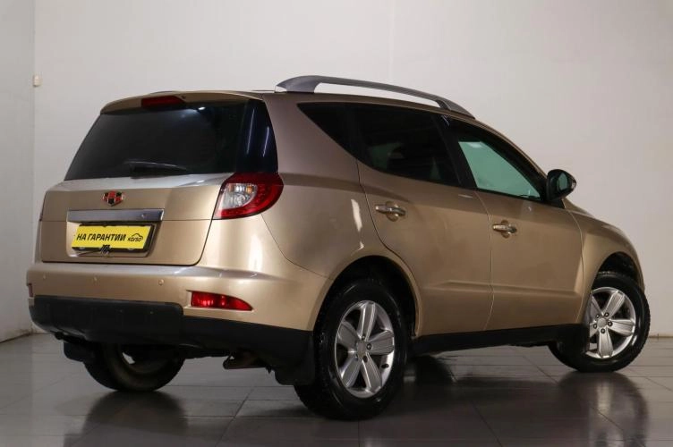 Geely Emgrand X7 6 из 6