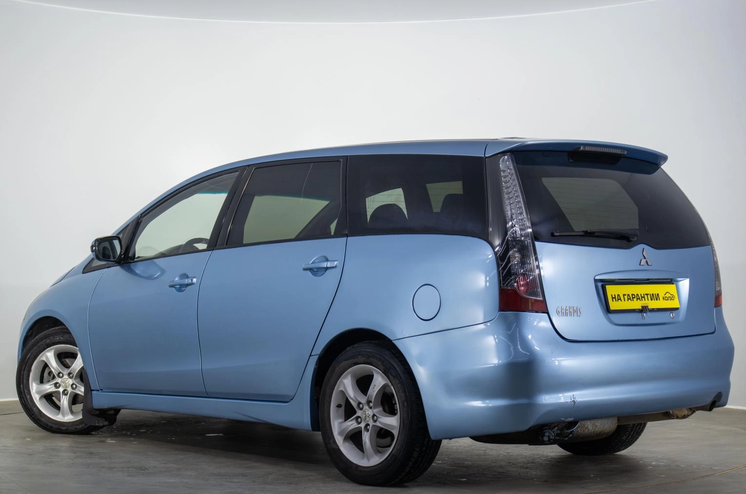 Mitsubishi Grandis 6 из 17