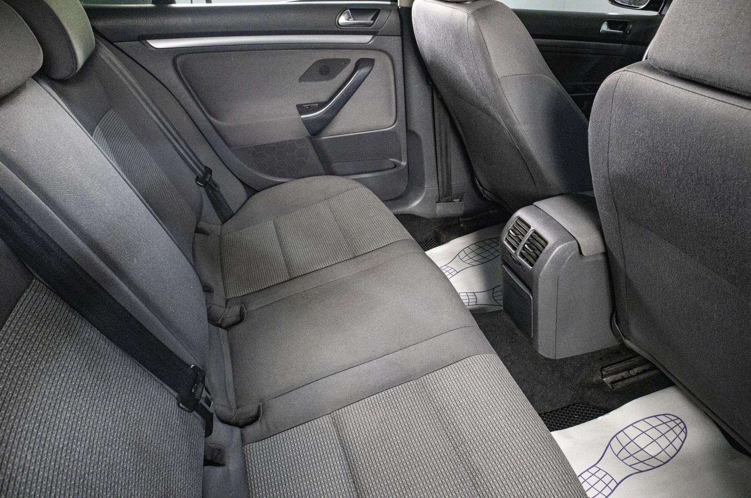 Volkswagen Jetta 15 из 16
