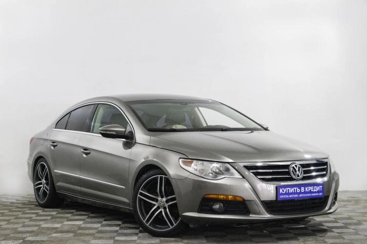 Volkswagen Passat 1 из 5