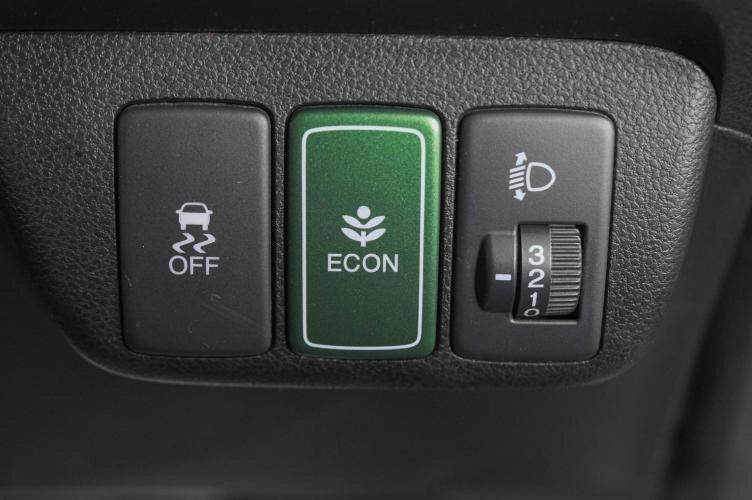 Honda Fit Shuttle 21 из 22