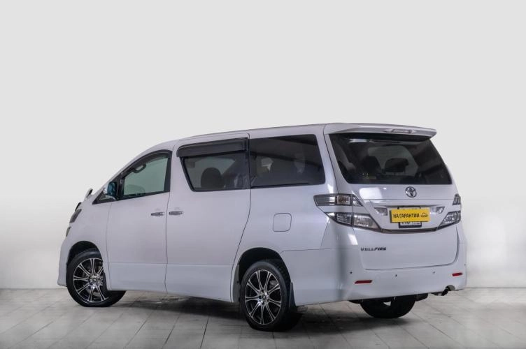 Toyota Vellfire 5 из 6