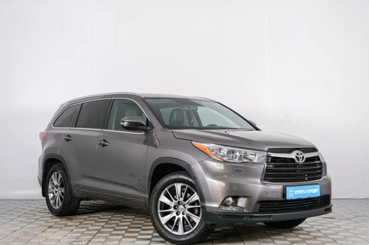 Toyota Highlander 1 из 5
