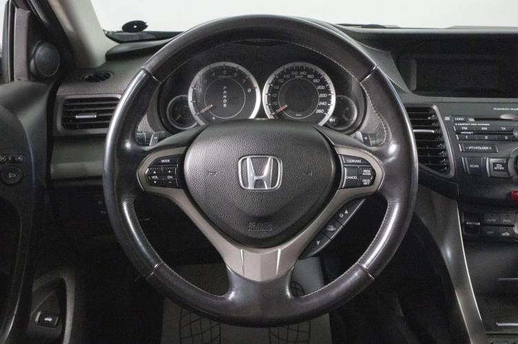 Honda Accord 14 из 22