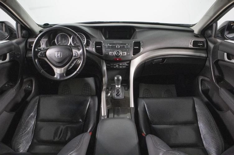 Honda Accord 16 из 22