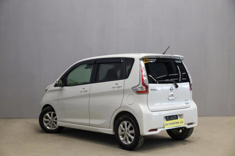 Nissan Dayz 4 из 5