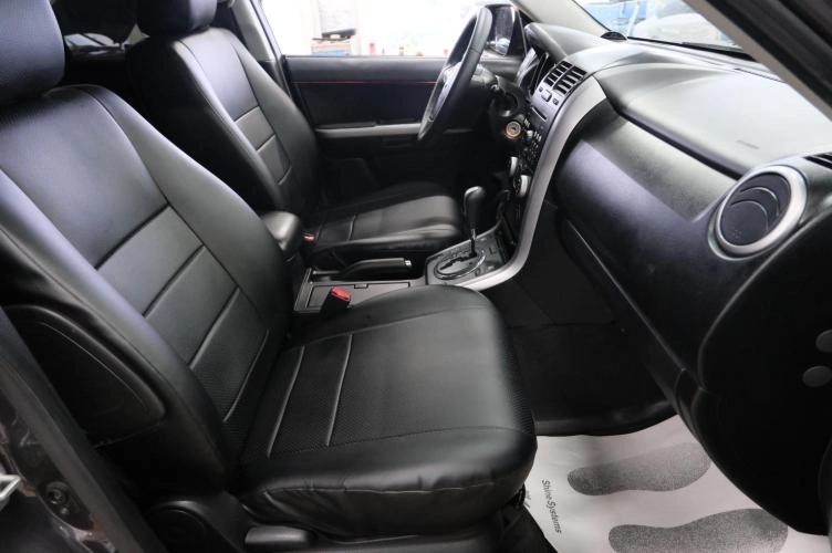 Suzuki Grand Vitara 20 из 23