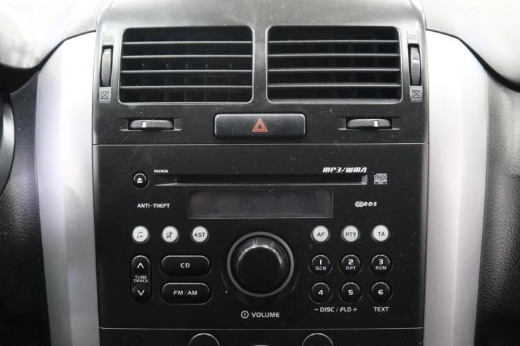 Suzuki Grand Vitara 16 из 23