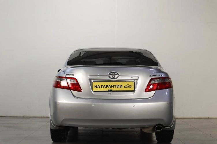Toyota Camry 5 из 5