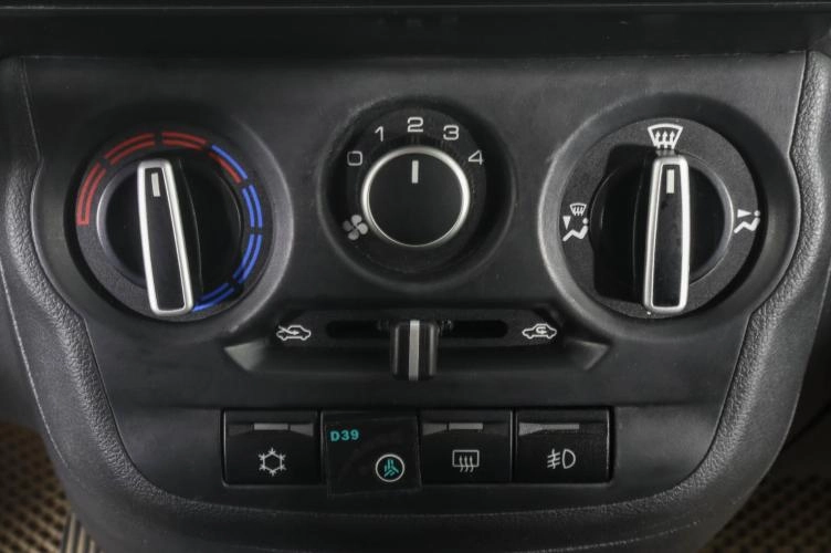 ВАЗ (LADA) Granta 16 из 20