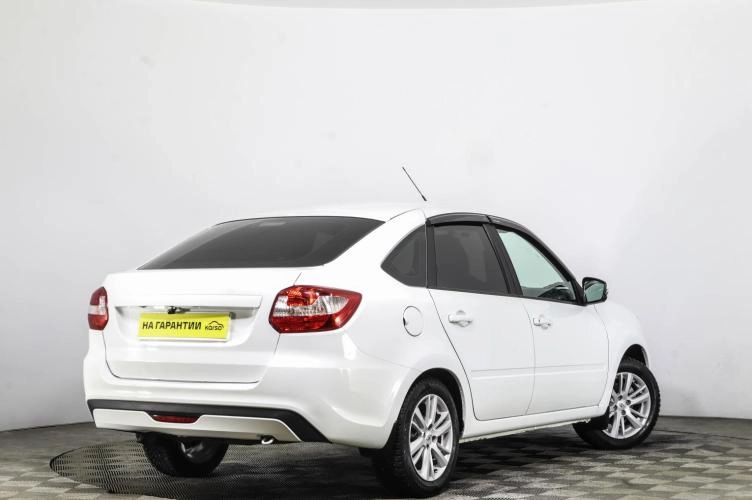 ВАЗ (LADA) Granta 4 из 5