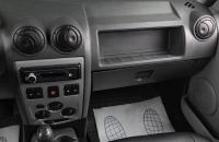 Renault Logan 13 из 17