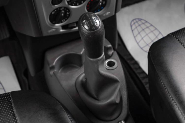 Renault Logan 16 из 17