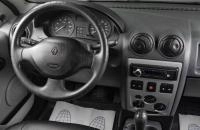 Renault Logan 11 из 17