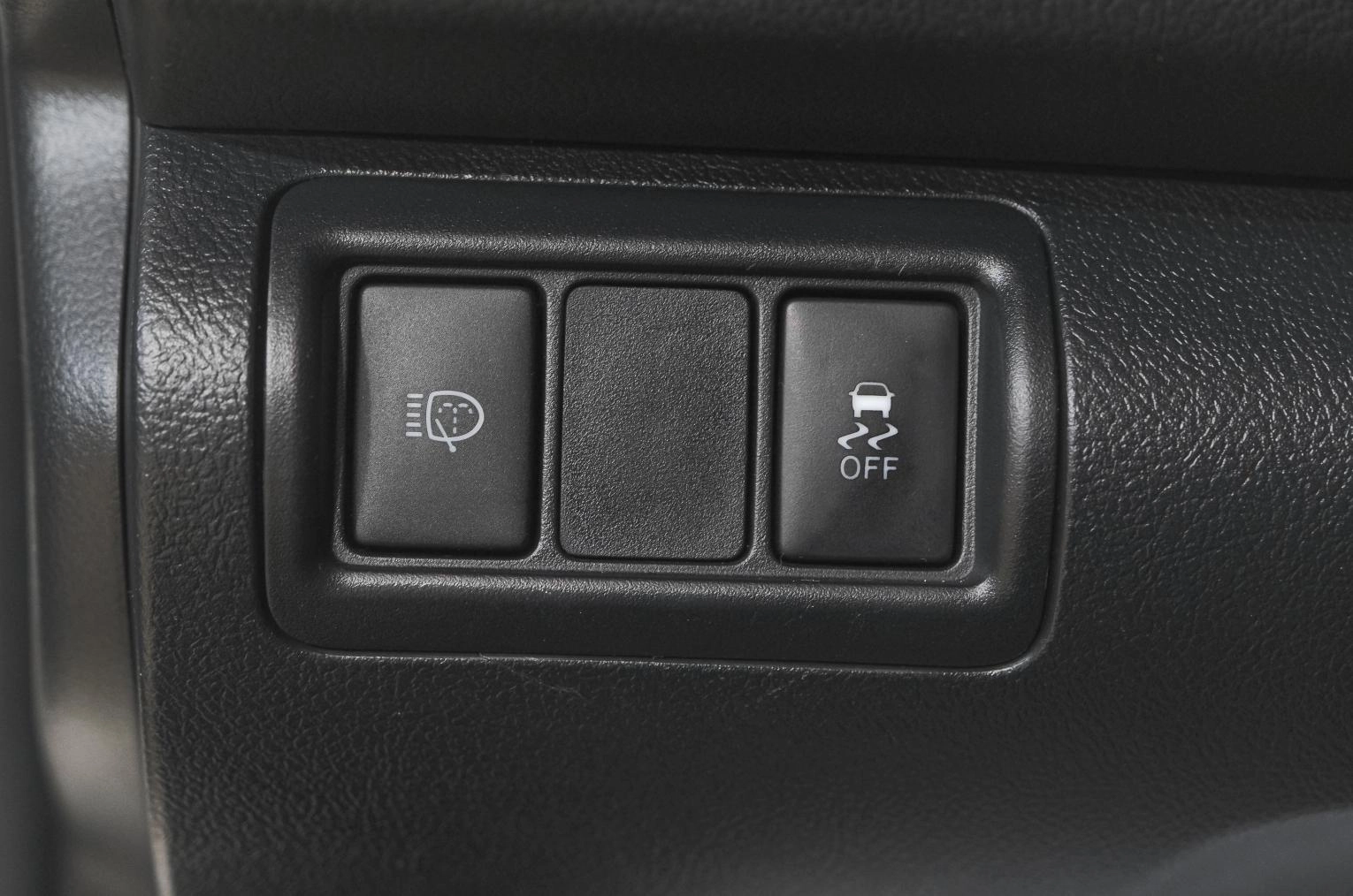 Toyota Camry 17 из 26