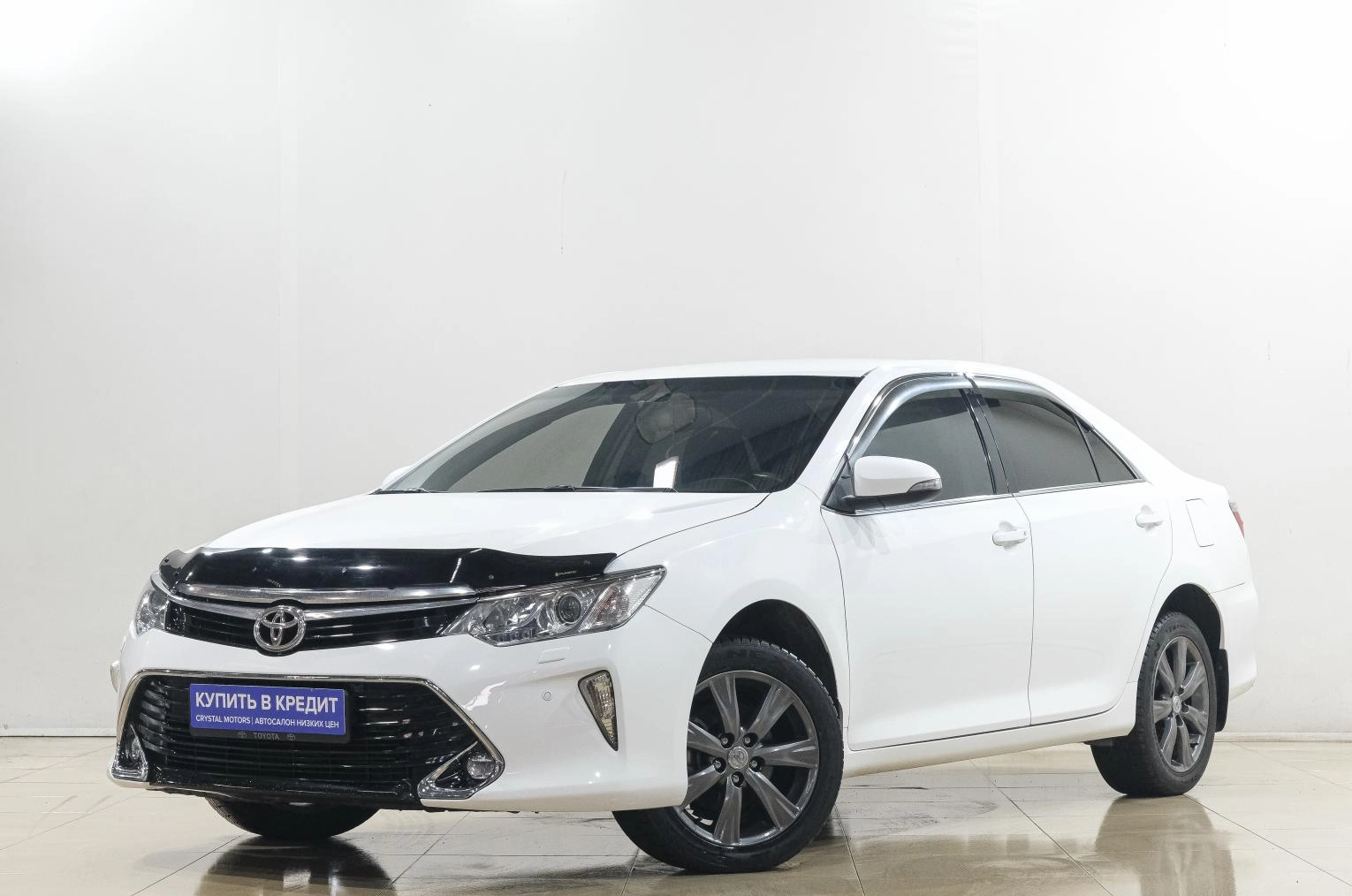 Toyota Camry 3 из 26