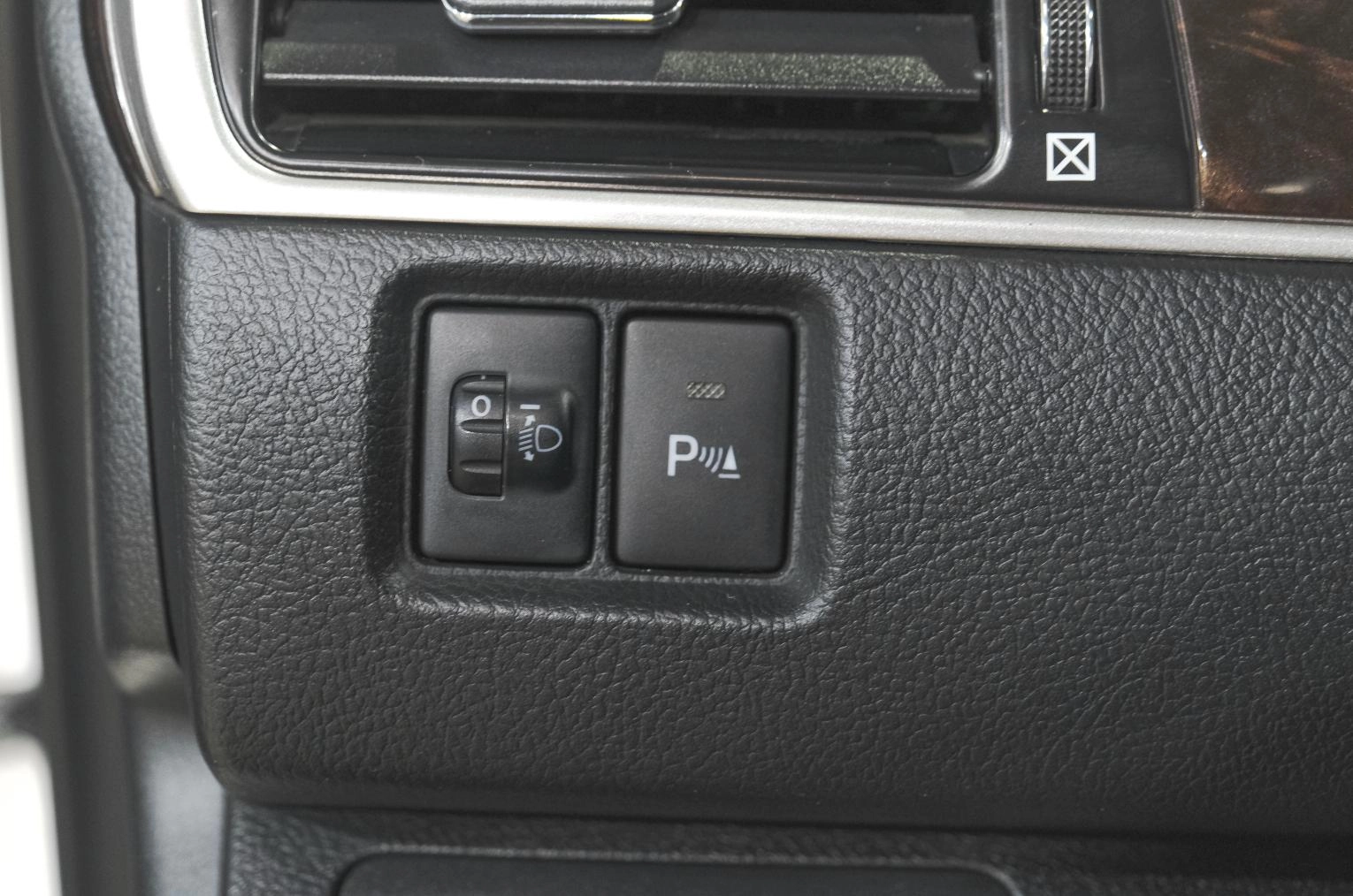 Toyota Camry 21 из 26