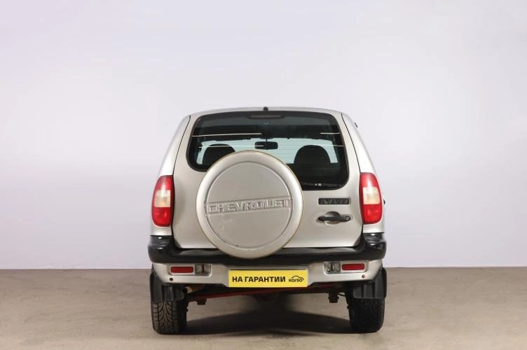 Chevrolet Niva 5 из 6