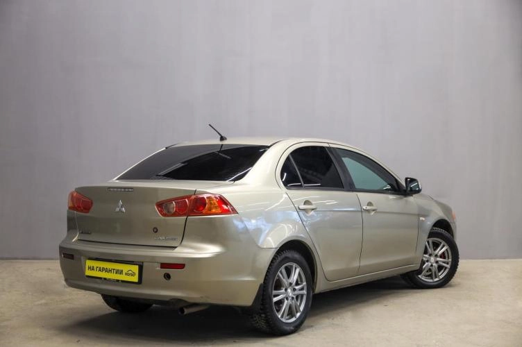 Mitsubishi Lancer 6 из 6