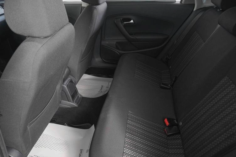 Volkswagen Polo 9 из 21