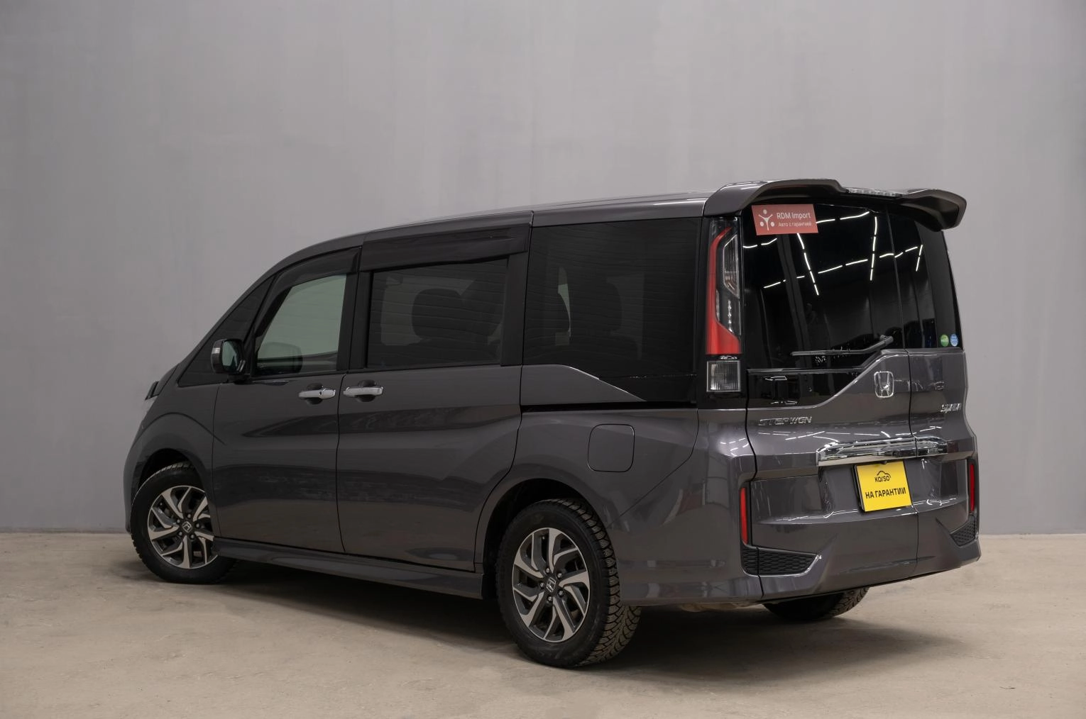 Honda Stepwgn Spada 4 из 21