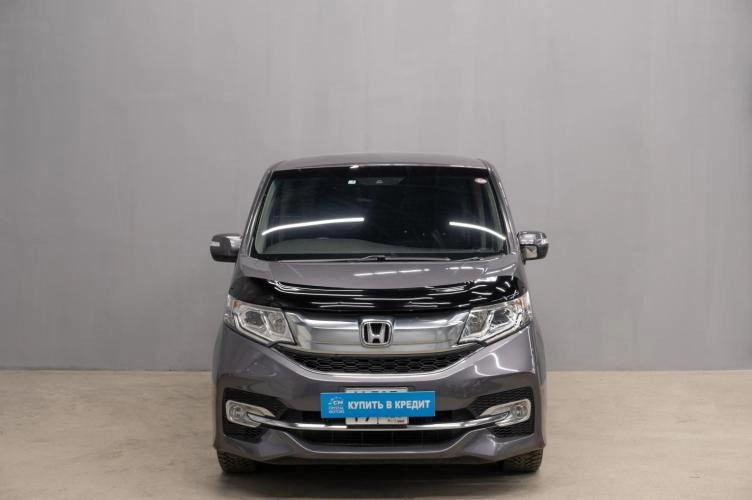 Honda Stepwgn Spada 2 из 5